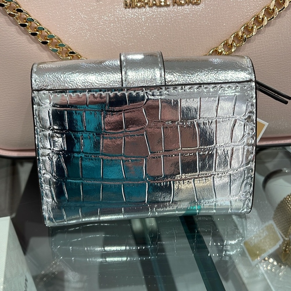 MICHAEL KORS CARMEN MEDIUM LOGO AND FAUX LEATHER WALLET 
SILVER 
NWT - Picture 6 of 16